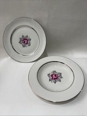 Royal Jackson Carmen Red Rose 8 In White Bowl & Saucer Set Platinum Silver Rim